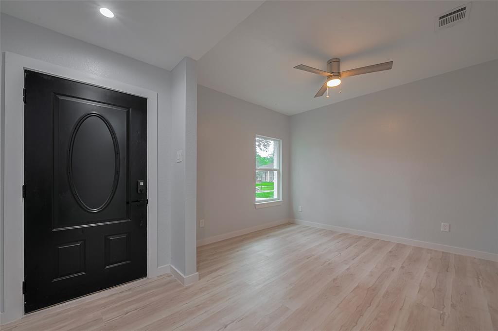25411 Friar Lake Lane, Spring, Texas image 19