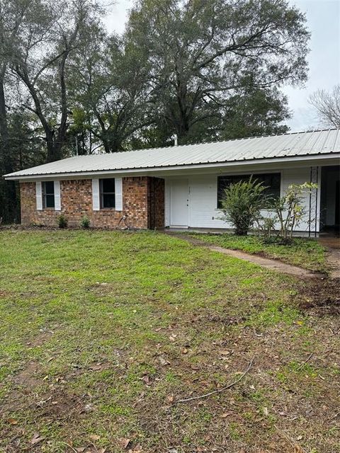 A home in Crockett