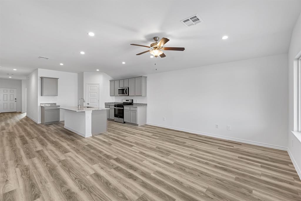 5660 Wood Duck Drive, Orange, Texas image 8