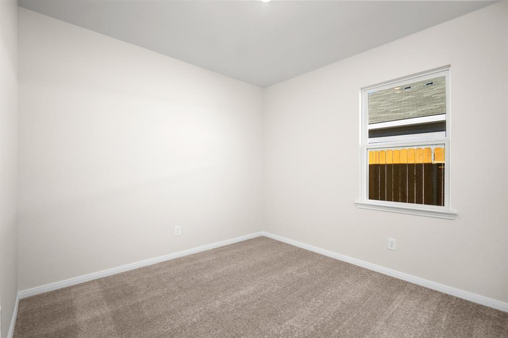 10406 Red Cardinal Drive, Cleveland, Texas image 4