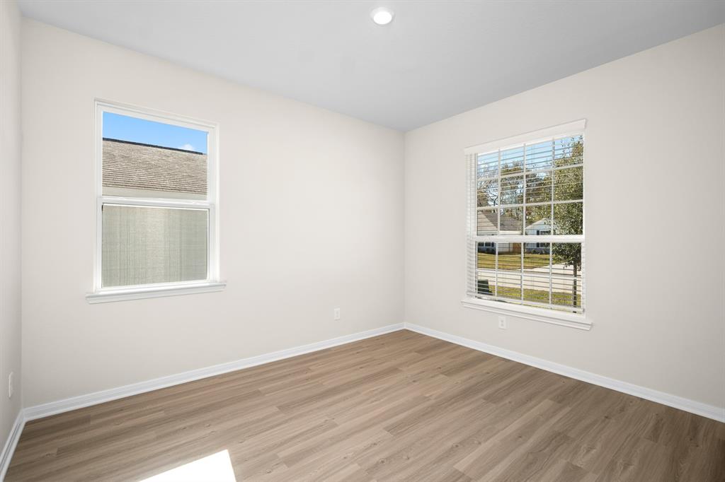 10406 Red Cardinal Drive, Cleveland, Texas image 3