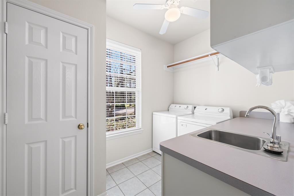 350 N Royale Greens Drive, Coldspring, Texas image 21