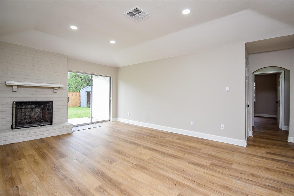 10218 Towneview Drive, Sugar Land, Texas image 10