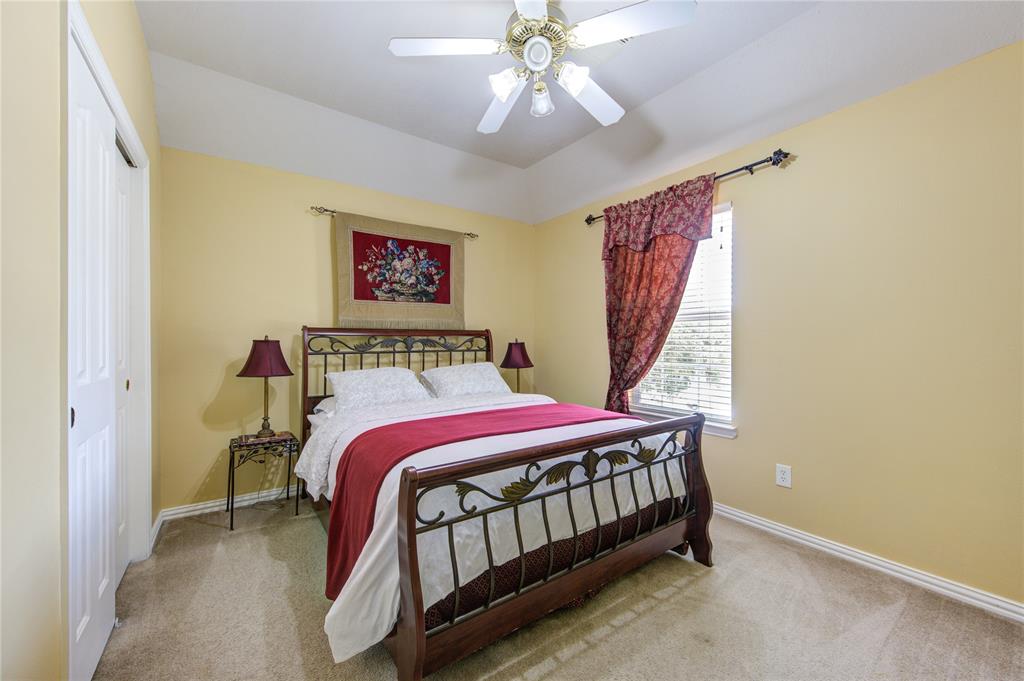 3127 Autumnjoy Drive, Pearland, Texas image 33