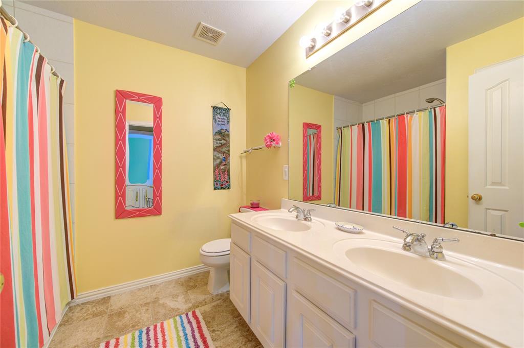 3127 Autumnjoy Drive, Pearland, Texas image 40