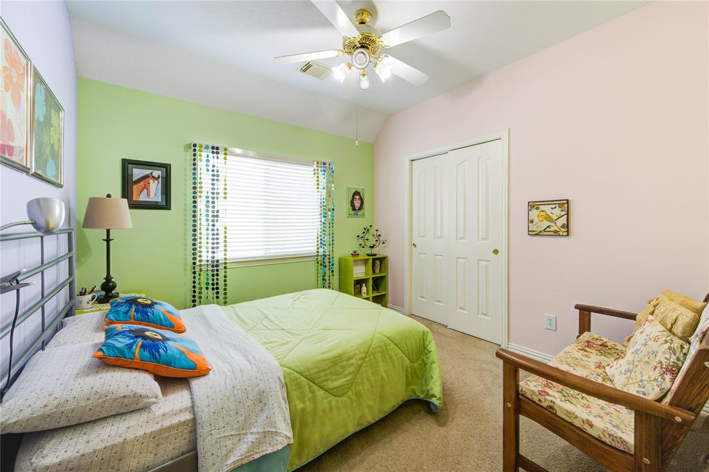 3127 Autumnjoy Drive, Pearland, Texas image 36