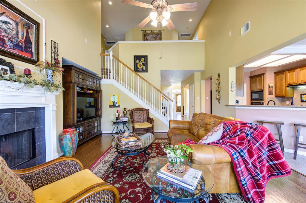 3127 Autumnjoy Drive, Pearland, Texas image 13