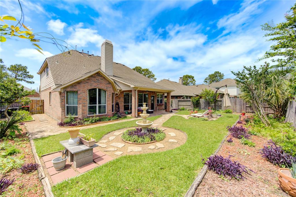 3127 Autumnjoy Drive, Pearland, Texas image 48