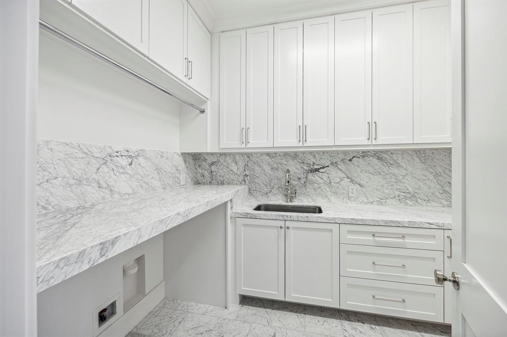 514 Shadywood Road, Houston, Texas image 31