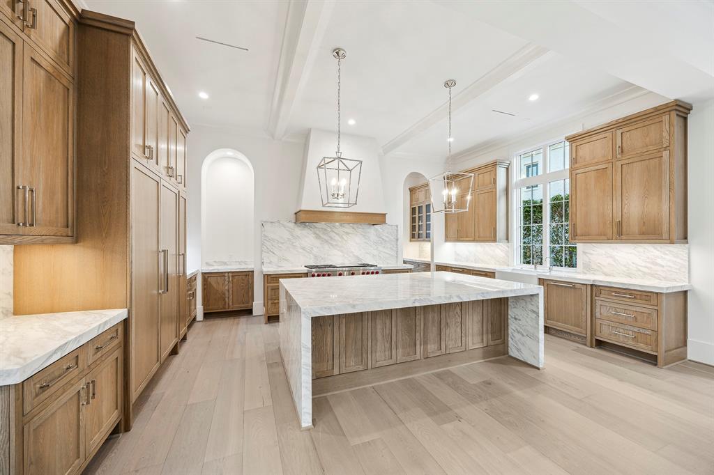514 Shadywood Road, Houston, Texas image 7