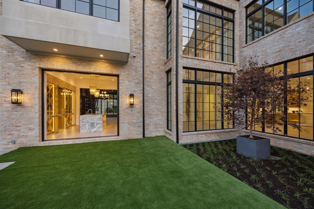 514 Shadywood Road, Houston, Texas image 34