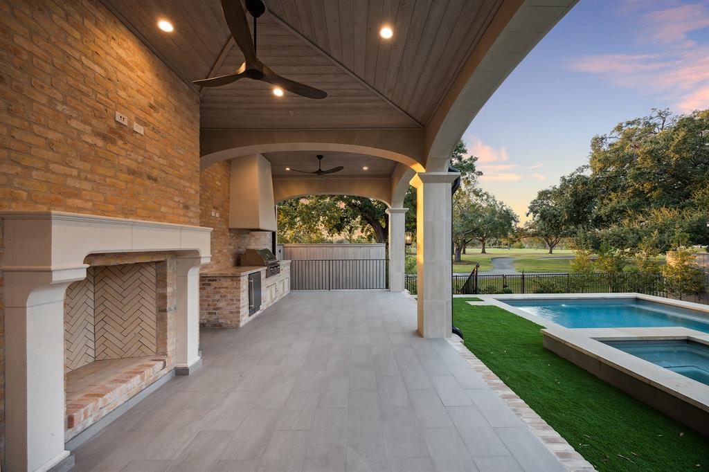 514 Shadywood Road, Houston, Texas image 35