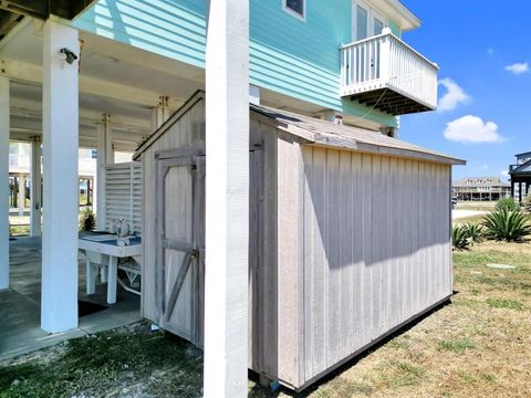 A home in Crystal Beach