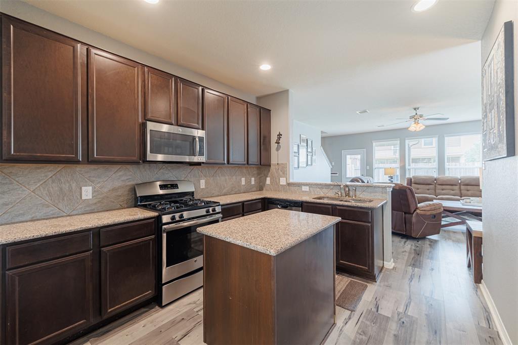 14926 Darby Retreat Lane, Cypress, Texas image 7