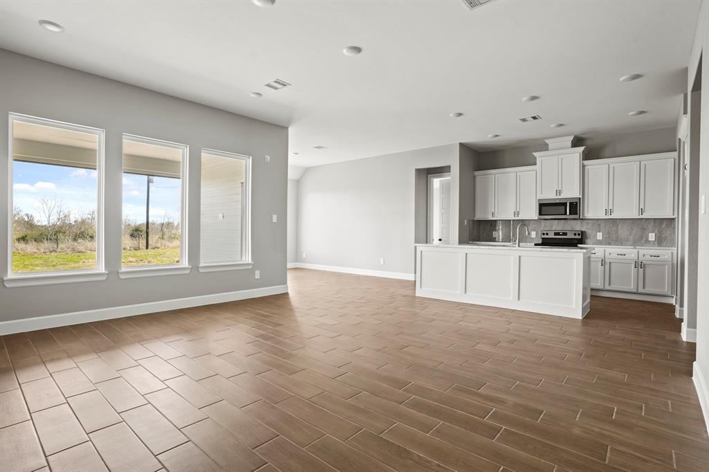 224 Alleda Rd, Waller, Texas image 10