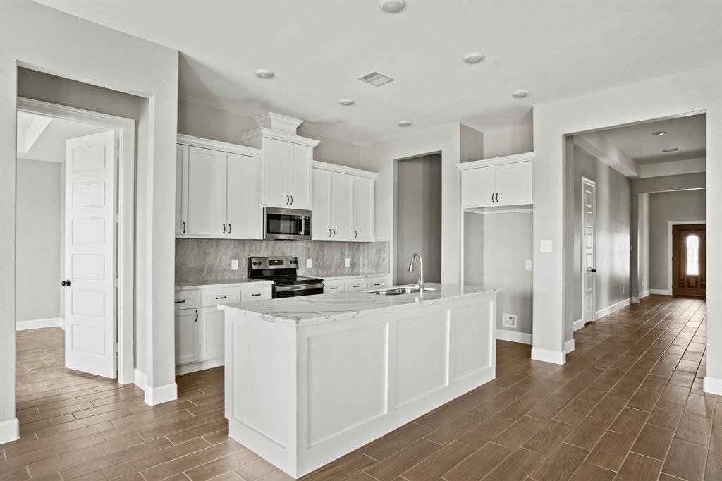 224 Alleda Rd, Waller, Texas image 7