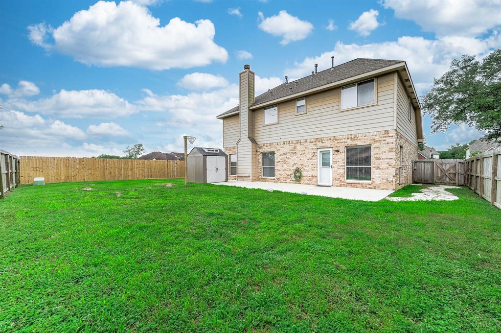 3915 Conroe Lake Court, Pearland, Texas image 30