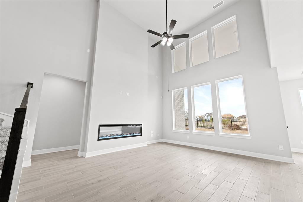 1163 Beals Creek Street, Conroe, Texas image 7