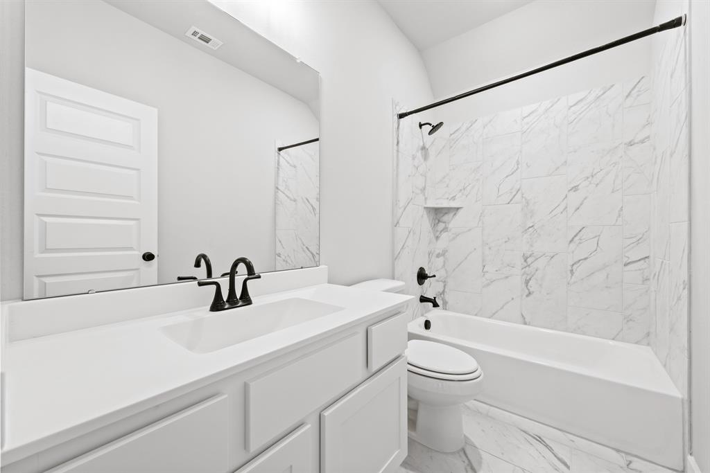 1163 Beals Creek Street, Conroe, Texas image 18