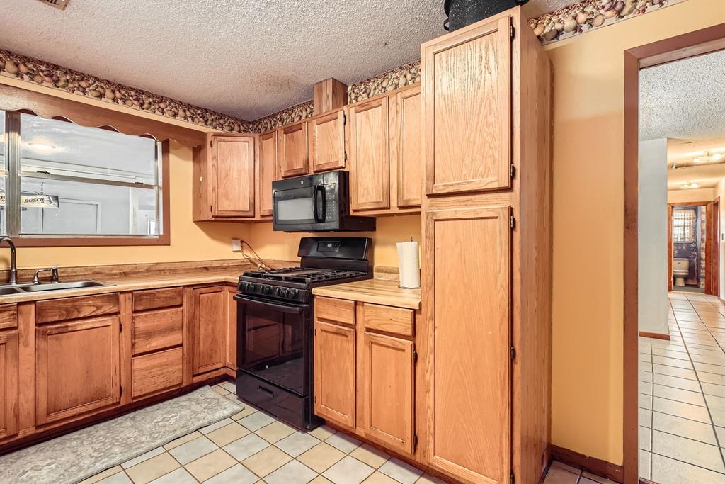 170 Trails End Drive, Cleveland, Texas image 10