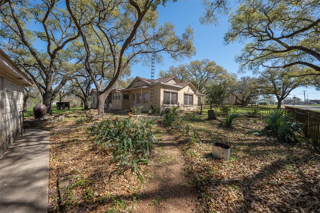 633 14th Street, Hempstead, Texas image 40