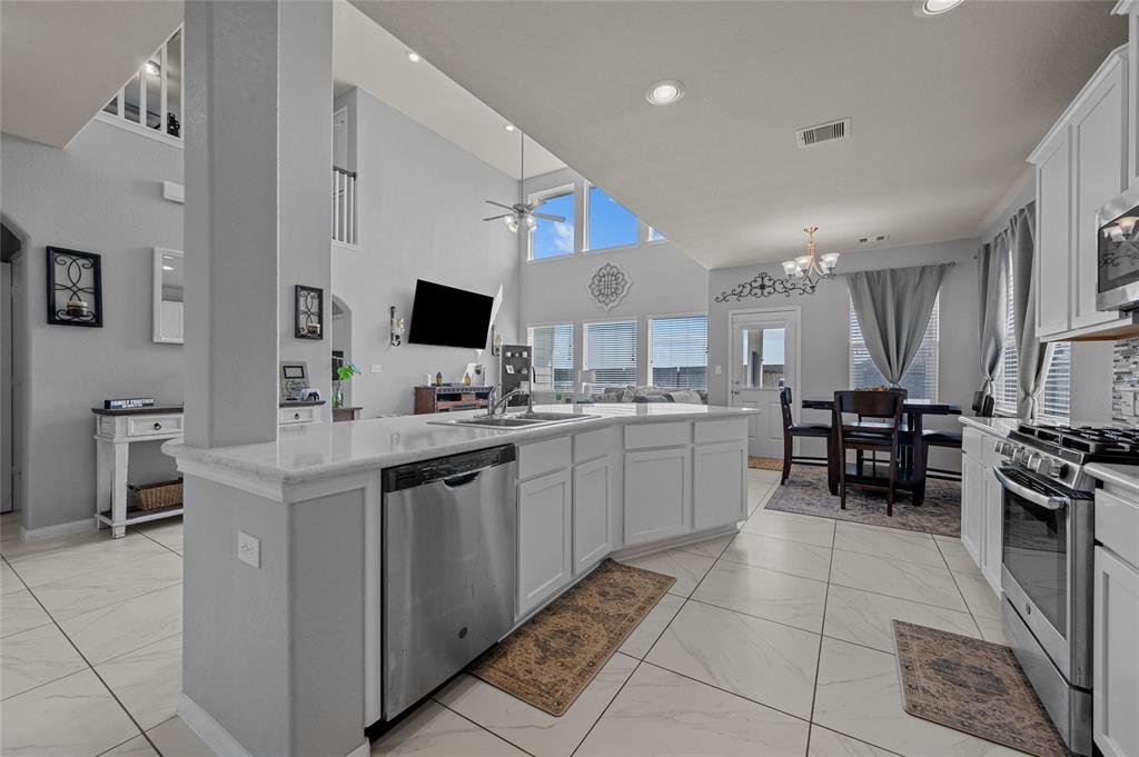 230 San Marcos Drive, Baytown, Texas image 16