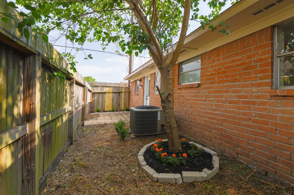 3324 Burke Rd #61, Pasadena, Texas image 4