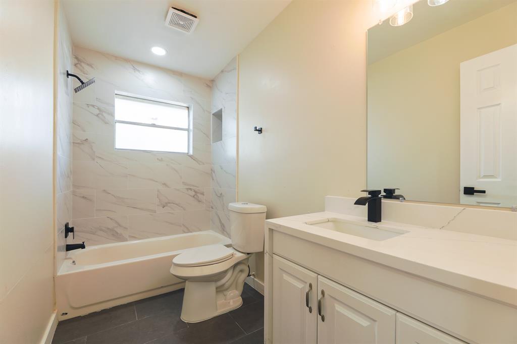 3324 Burke Rd #61, Pasadena, Texas image 9