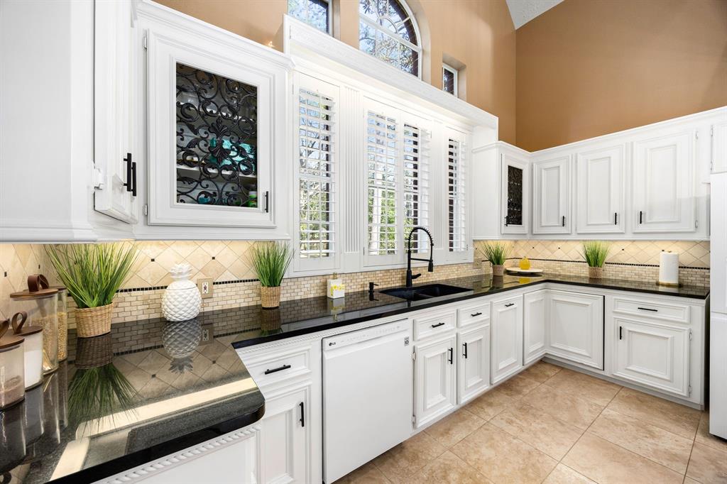 17511 Hawkin Lane, Tomball, Texas image 18