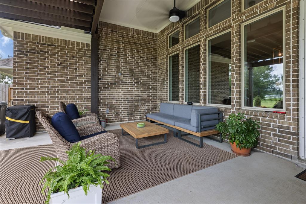 1017 Goose Creek Street, Webster, Texas image 39