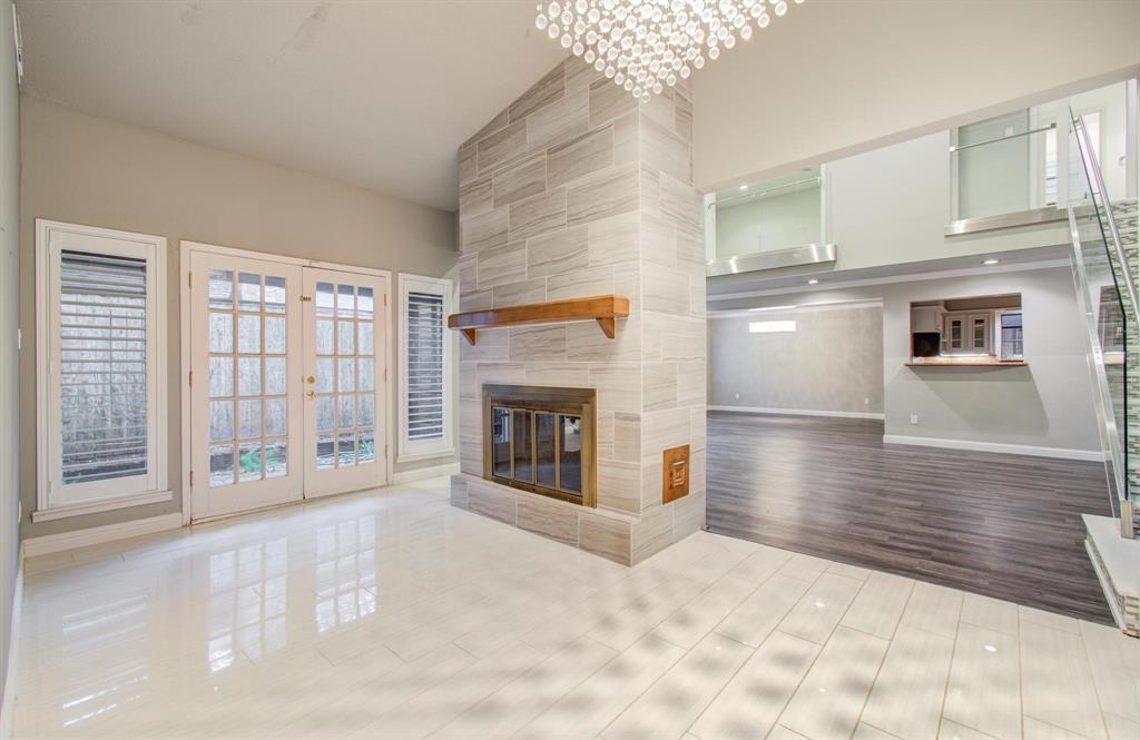 10315 Meadow Lake Lane