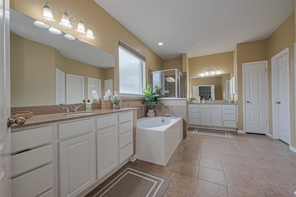 15126 Shady Gate Court, Cypress, Texas image 33