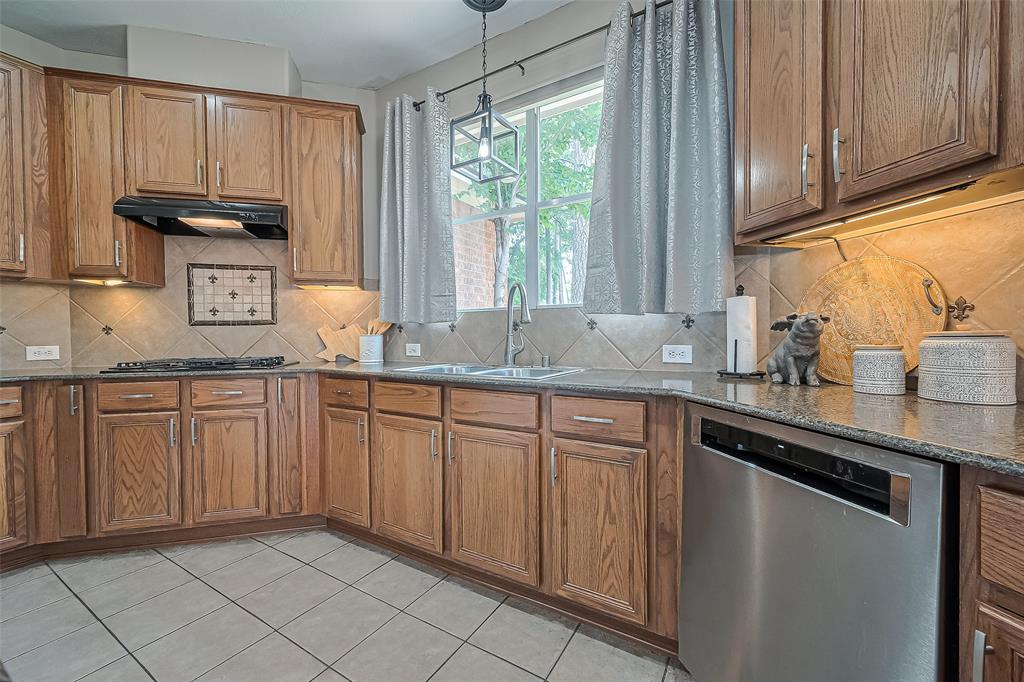 15126 Shady Gate Court, Cypress, Texas image 13