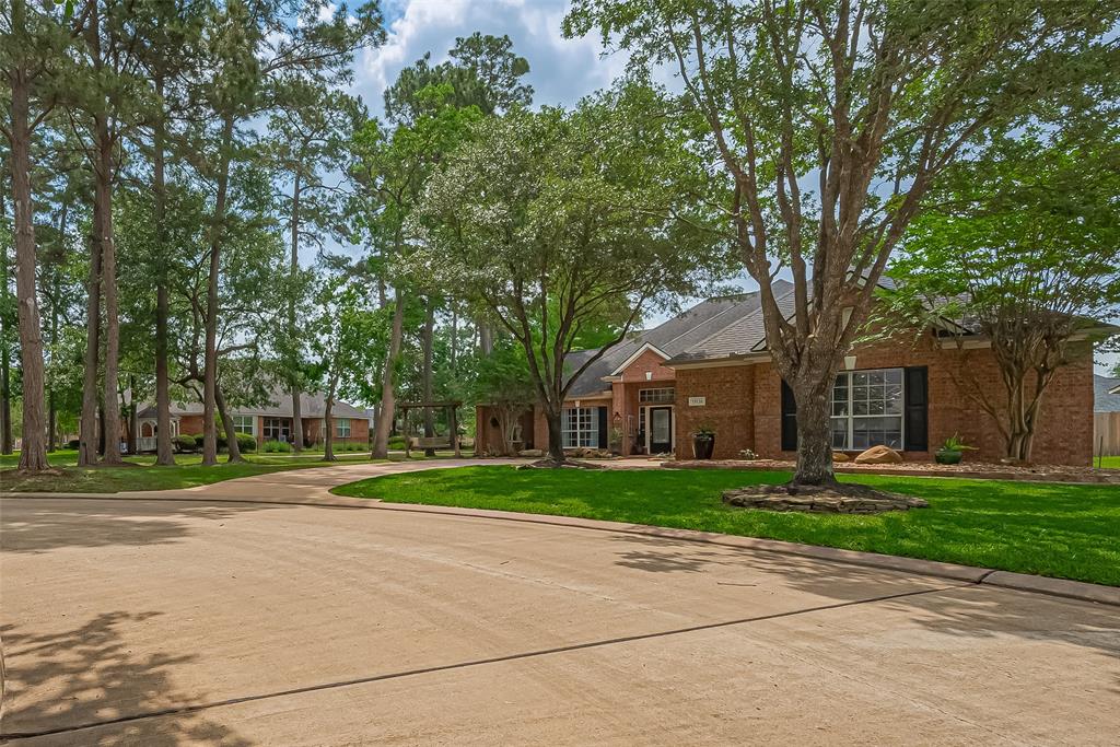 15126 Shady Gate Court, Cypress, Texas image 2
