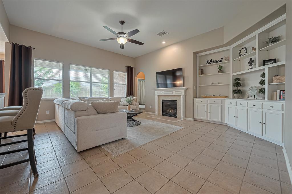 15126 Shady Gate Court, Cypress, Texas image 7