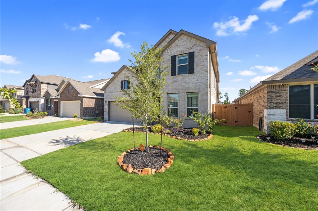 13215 Rowan Green Drive