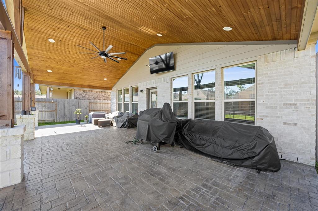 13215 Rowan Green Drive, Humble, Texas image 29