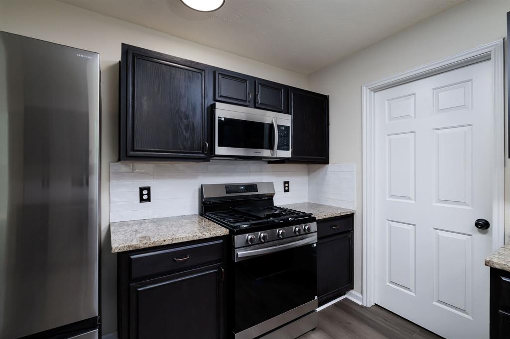 6902 Woodland Oaks, Magnolia, Texas image 27