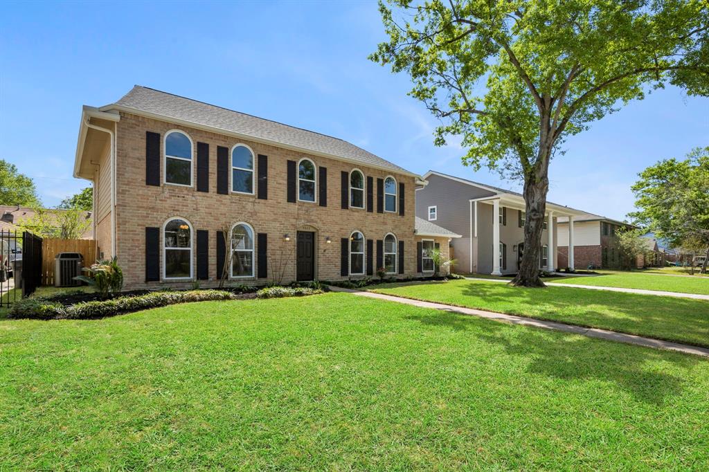 5023 Bayou Vista Drive