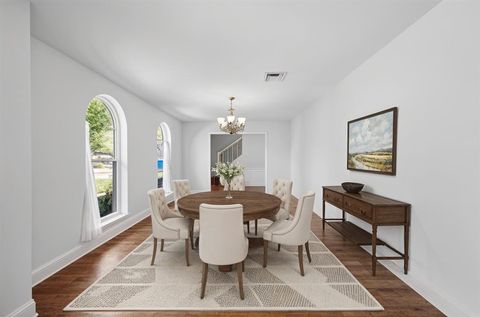5023 Bayou Vista Drive Houston TX 77091