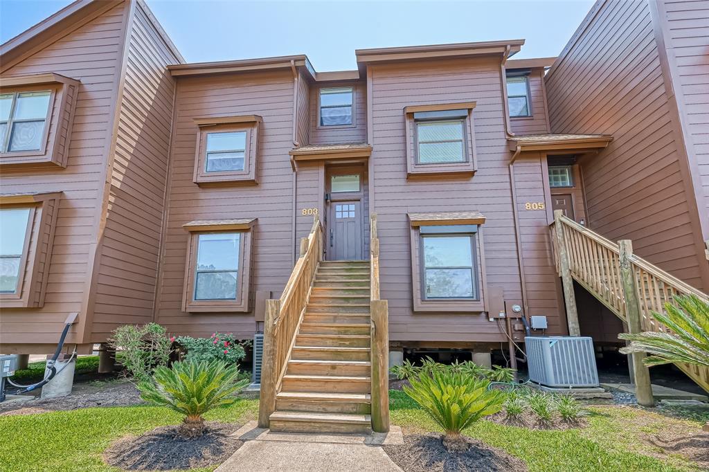 803 Davis Road