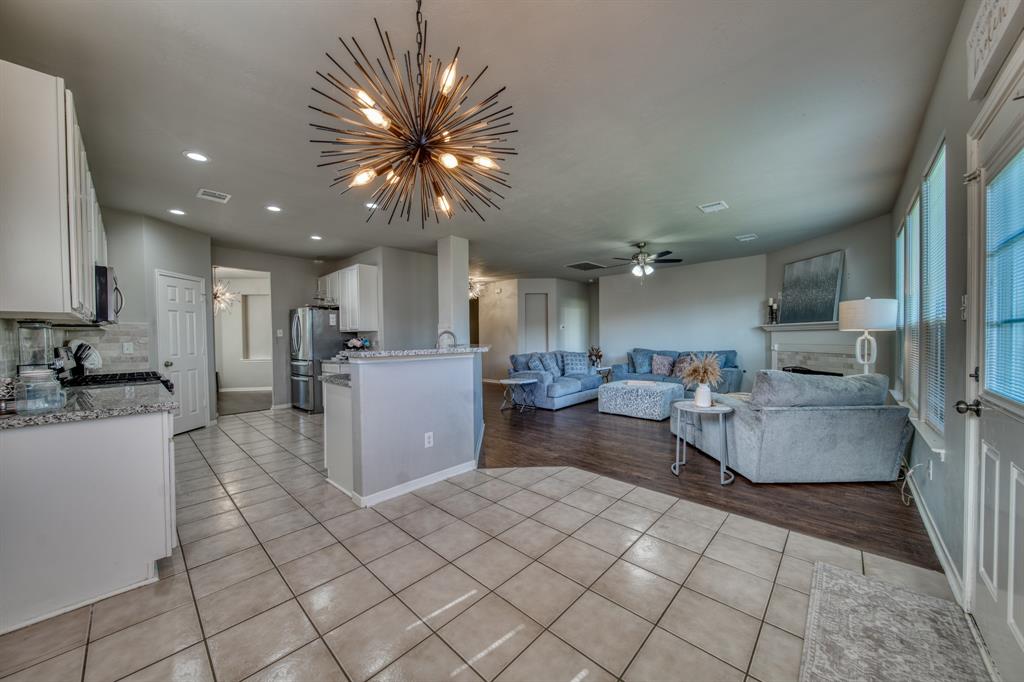 8322 Taro Lane, Baytown, Texas image 14