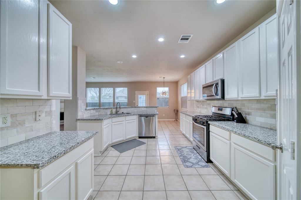 8322 Taro Lane, Baytown, Texas image 34