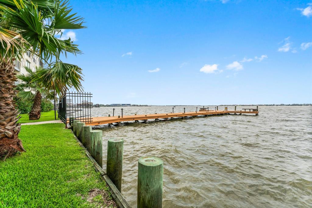 4001 Nasa Parkway #235, Seabrook, Texas image 2