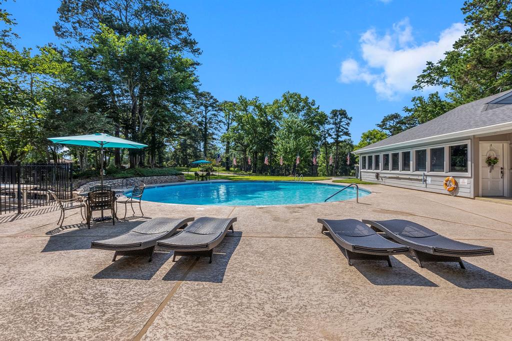 126 Green Tree Drive, Coldspring, Texas image 7