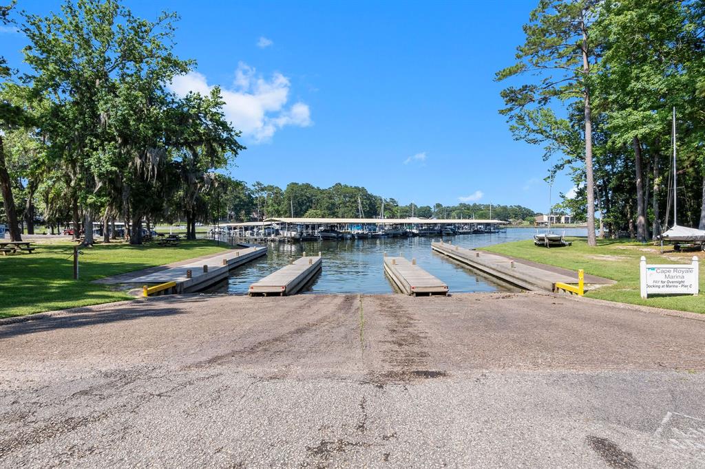 126 Green Tree Drive, Coldspring, Texas image 14
