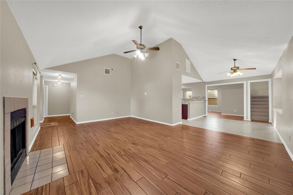 10928 Collingswood Drive, La Porte, Texas image 3