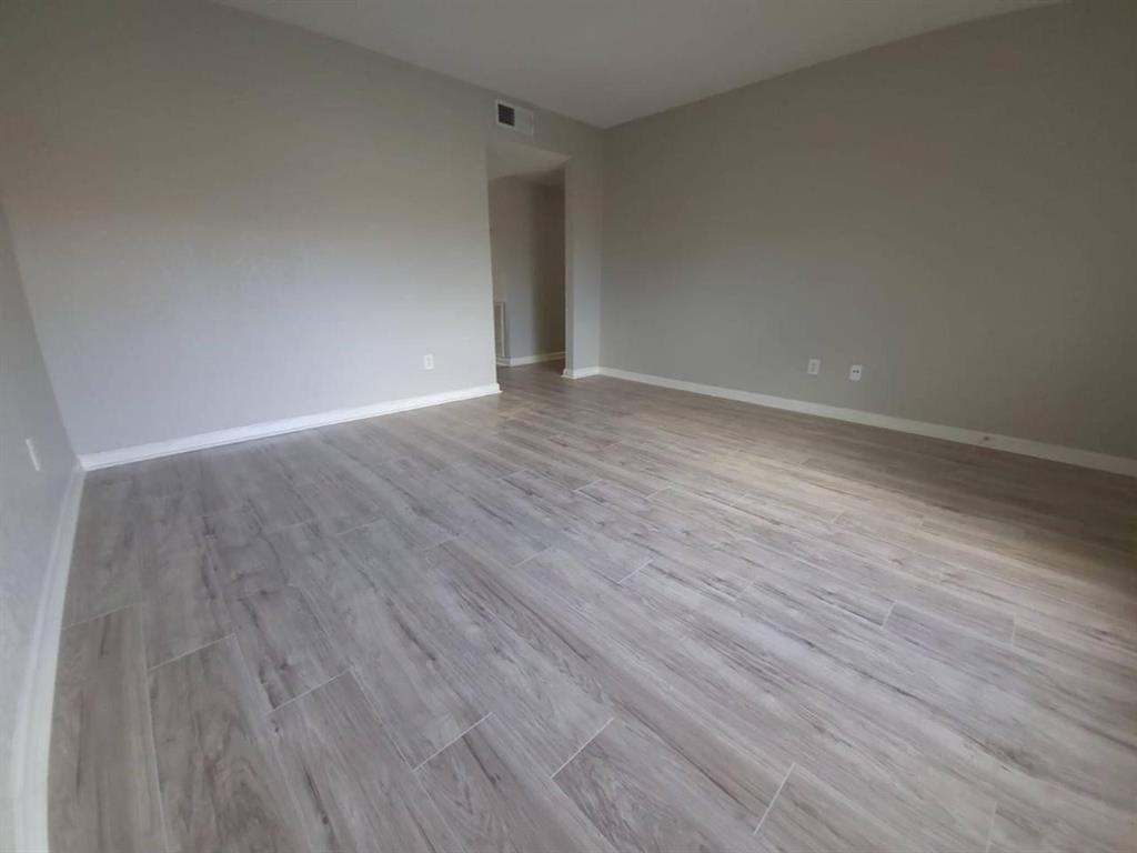 8100 Creekbend Drive 135