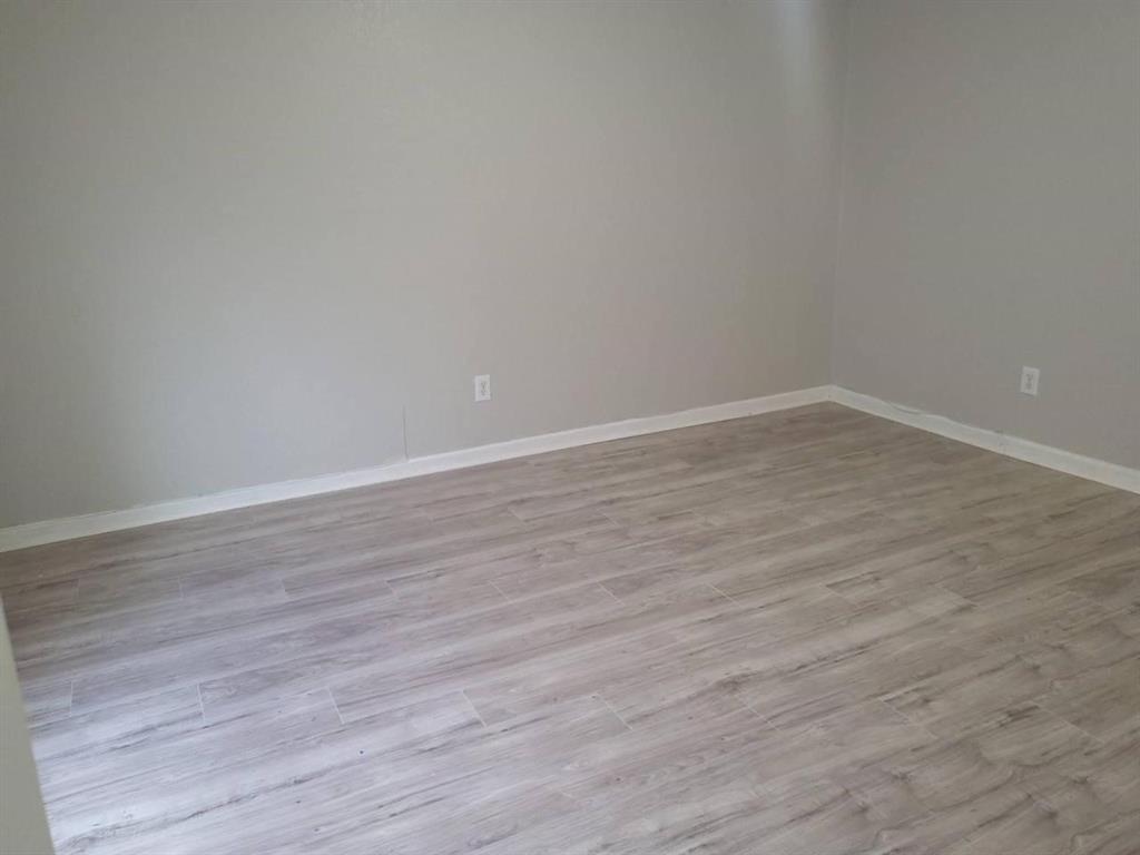 8100 Creekbend Drive 135