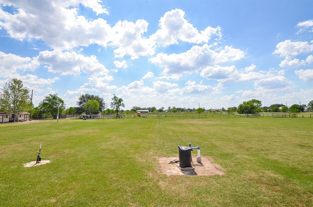 32811 S Red Leaf Lane, Brookshire, Texas image 35